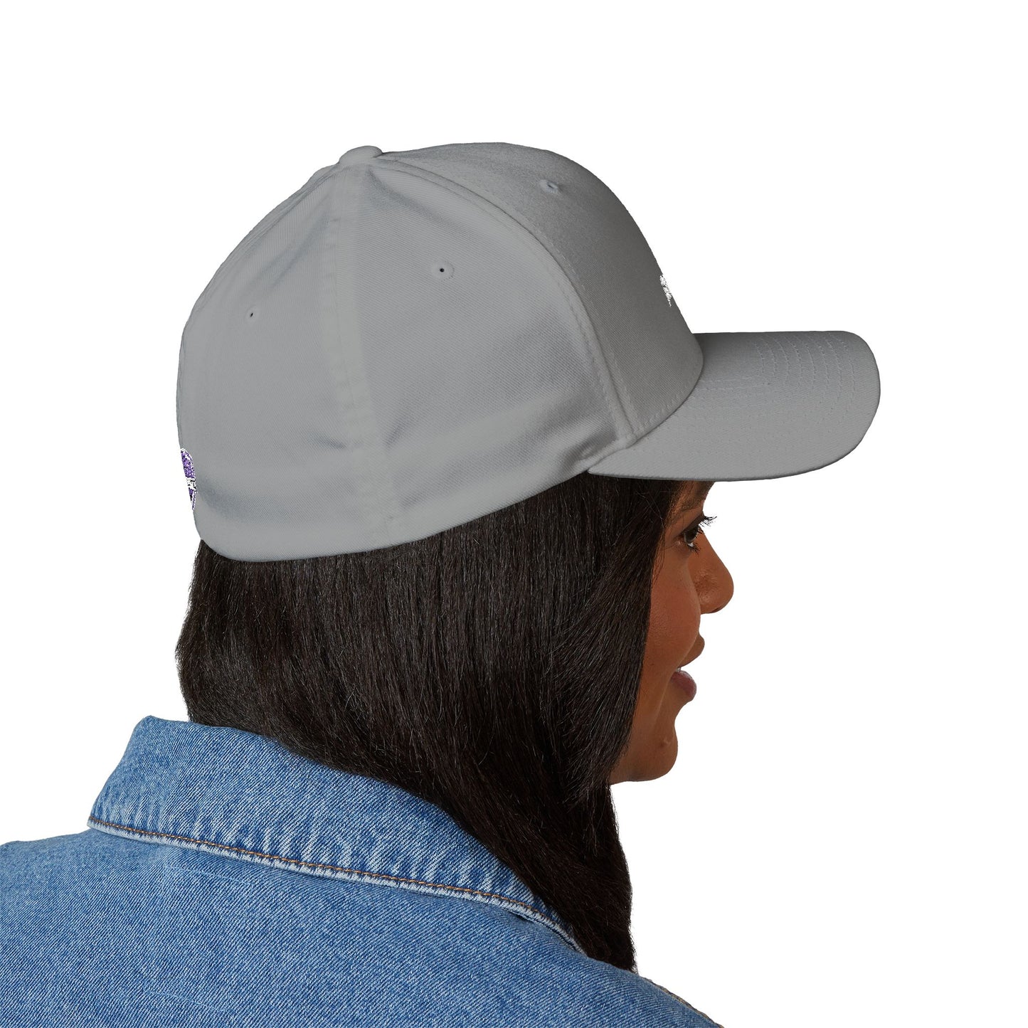 Embroidered 'Believe Right' Structured Cap — Classic Closed-Back Baseball Hat
